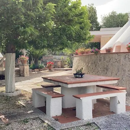 Trullo In Valle D'itria 빌라 카스텔리
